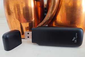 This tiny flash drive is actually a fast 1TB SSD &mdash; and it's $65 off